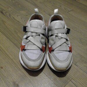 Chloe Womens Sneaker